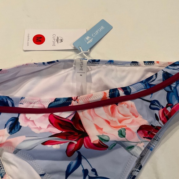 Cupshe Bikini Bottoms Flowered NWT’s Size Medium - Picture 3 of 13